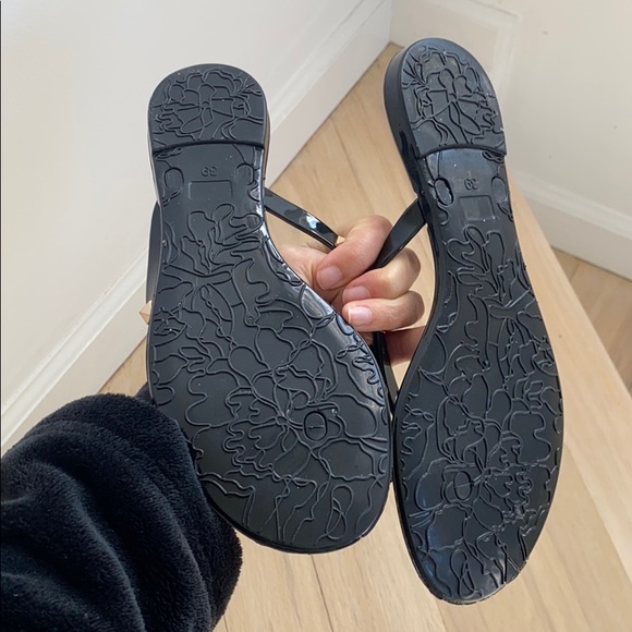 STUDDED RUBBER BOW FLIP FLOPS - Picture 6 of 7